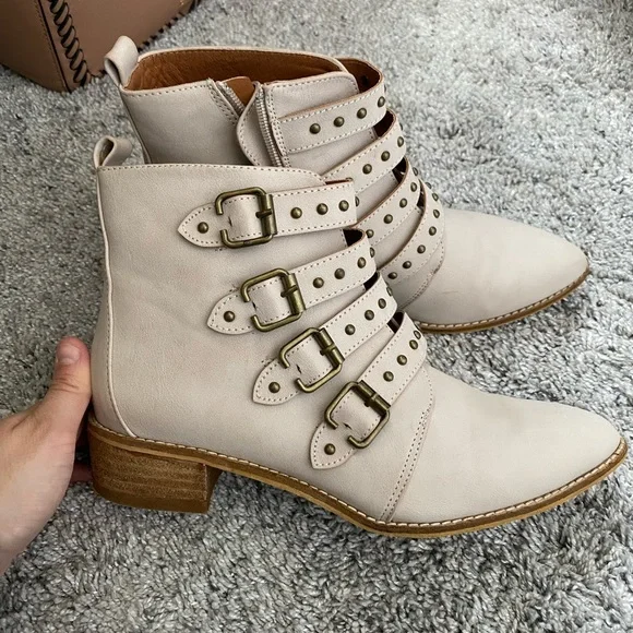 Booties - Picture 2 of 3